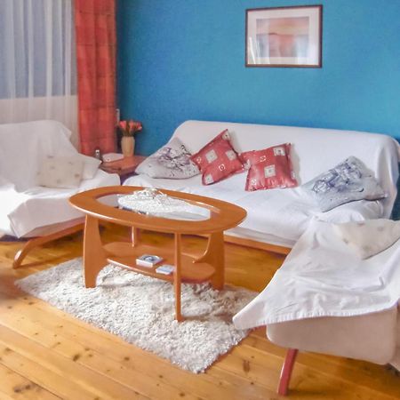 Amazing Home In Kolczewo With Sauna Екстер'єр фото