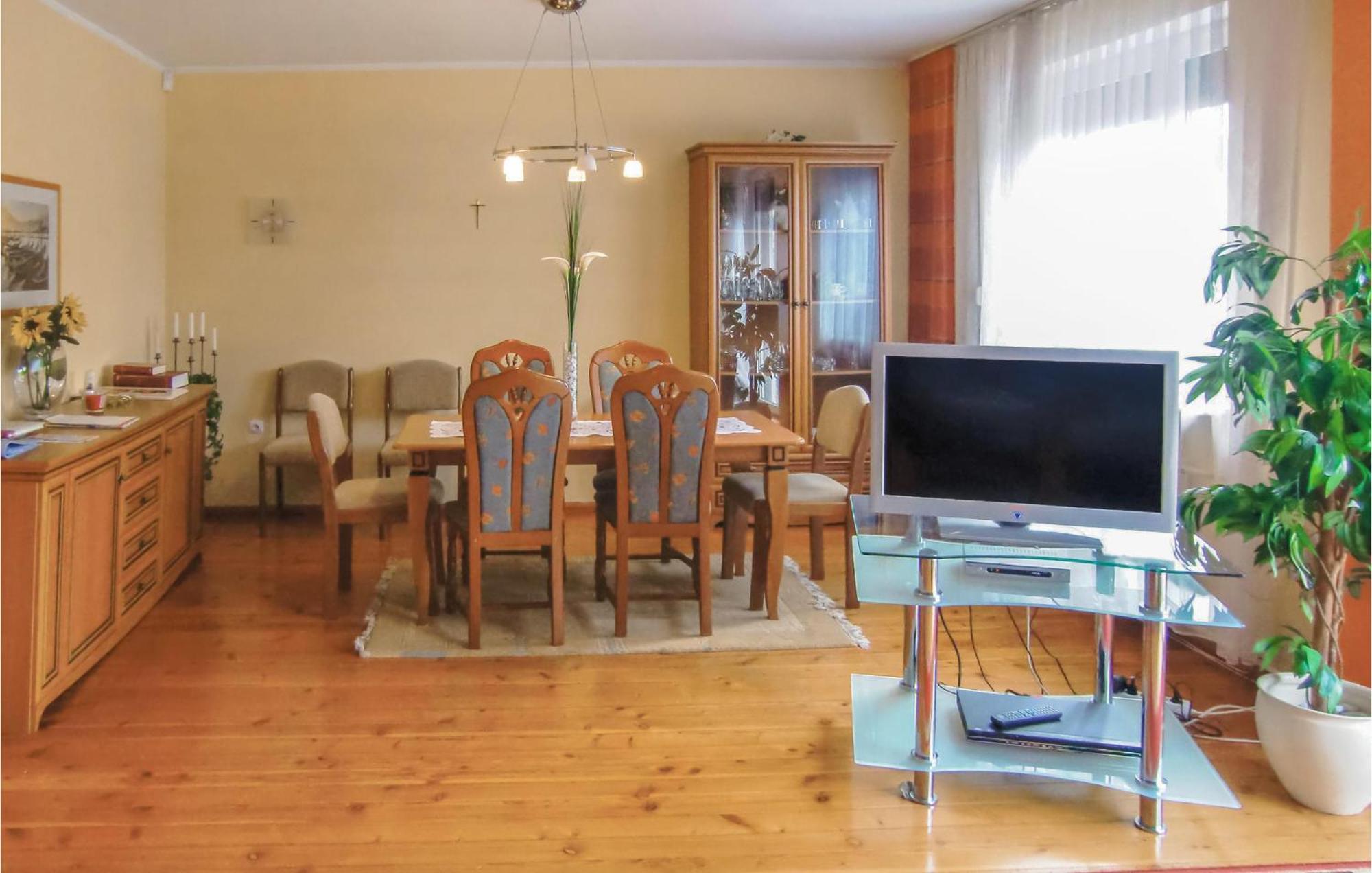 Amazing Home In Kolczewo With Sauna Екстер'єр фото