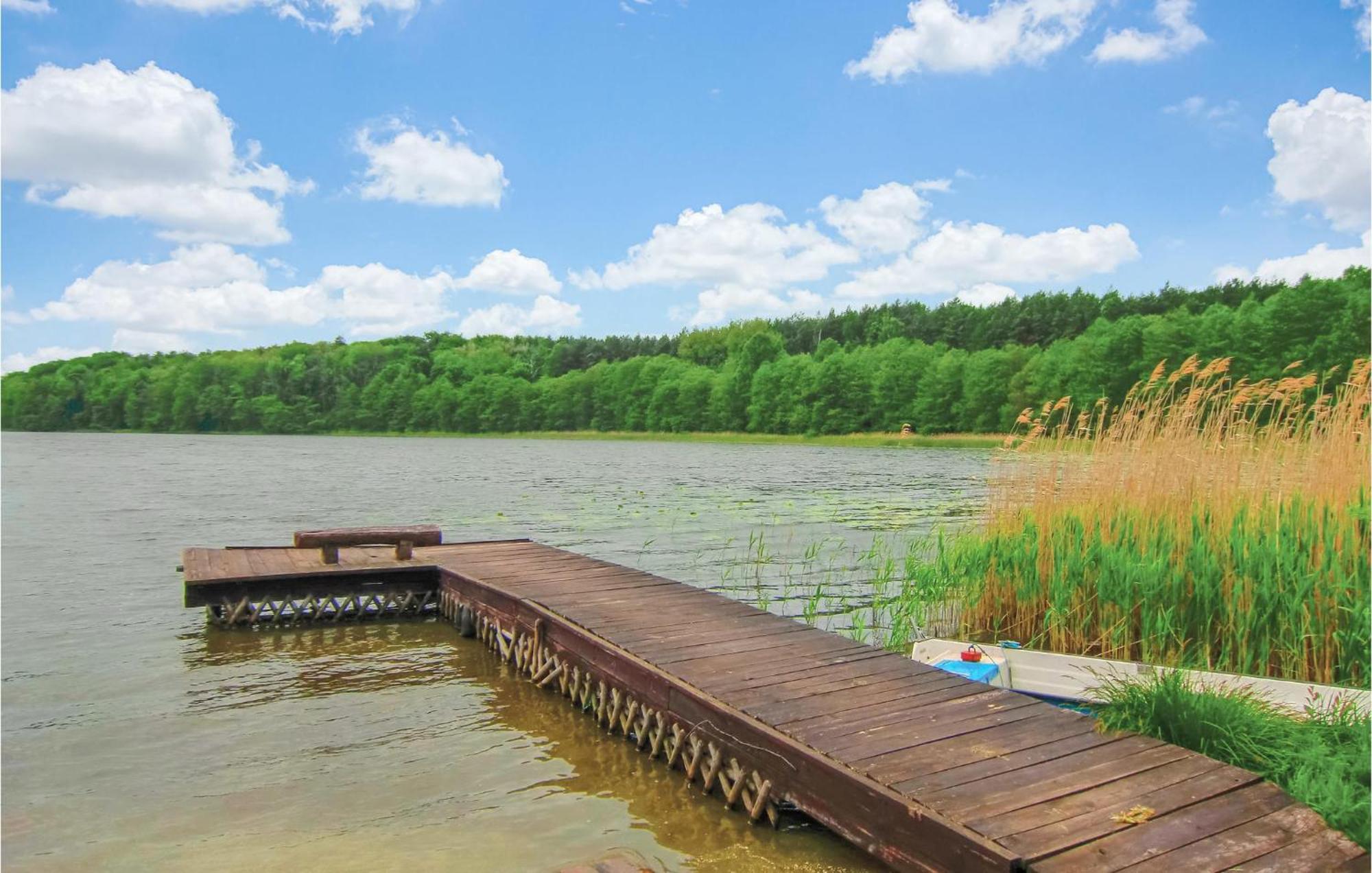 Amazing Home In Kolczewo With Sauna Екстер'єр фото